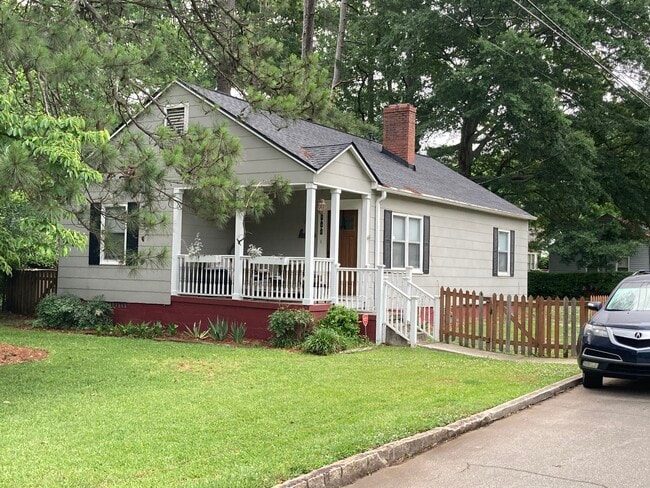 Primary Photo - 940 East Lake Dr