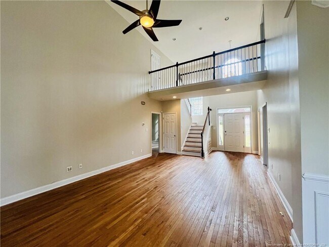 Building Photo - 96 Lamplighter Way