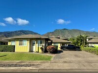 Building Photo - 1 Bedroom / 1 Bathroom House in Waiolani Mauka!