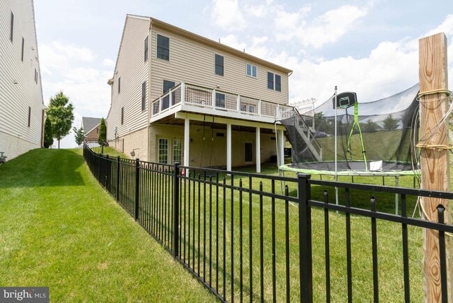 Building Photo - 26030 Blackberry Knoll Ct