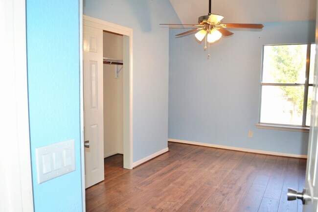 Building Photo - 2810 Grants Lake Blvd