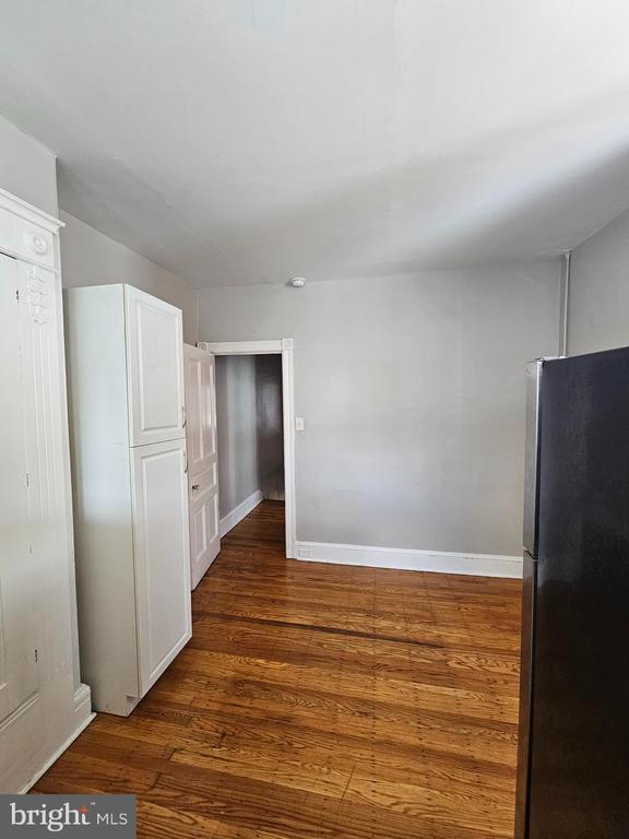 Building Photo - 219 N Wilton St