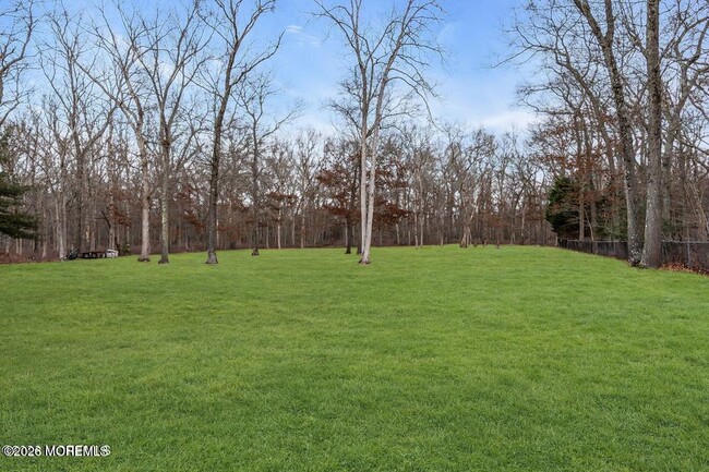 Building Photo - 1923 Whitesville Rd