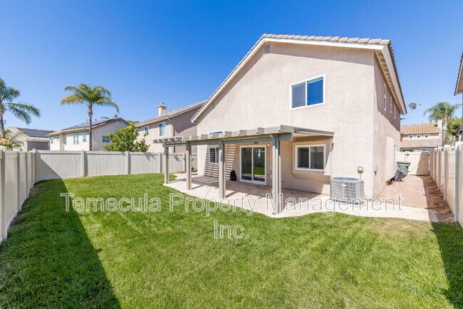 Building Photo - 45333 Corte Progreso