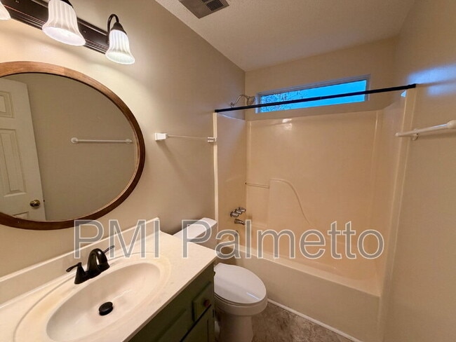 Building Photo - 274 Ambling Cir