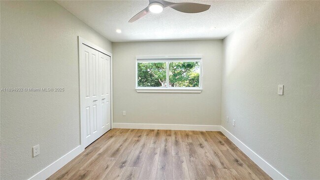 Building Photo - 45 Gumbo Limbo Ave