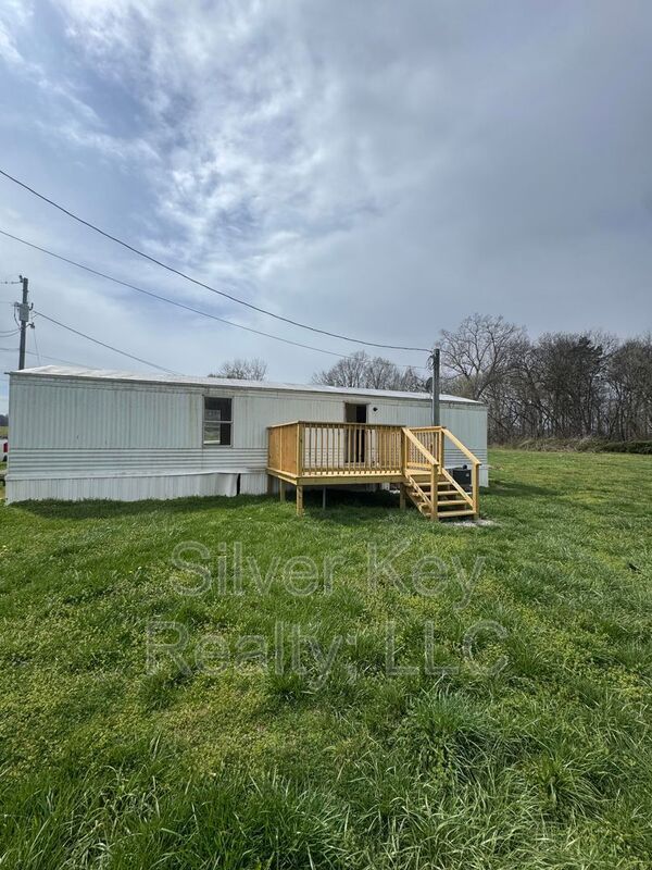 Building Photo - 3631-3637 Sweetwater Vonore Road