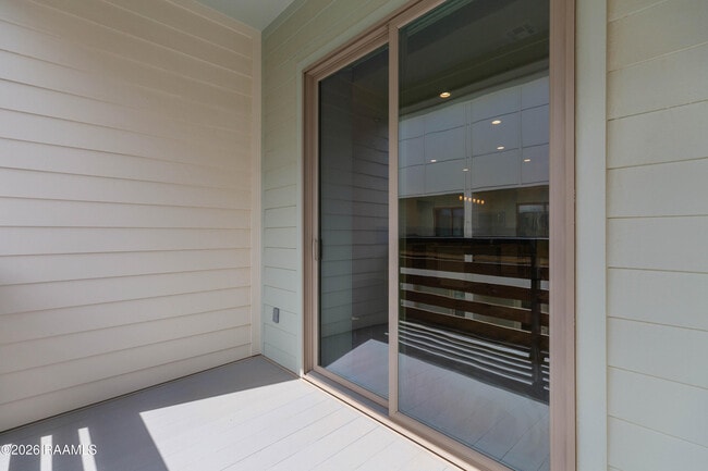 Building Photo - 102 Canvasback Dr