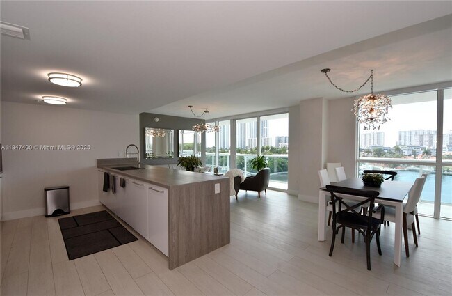 Building Photo - 400 Sunny Isles Blvd