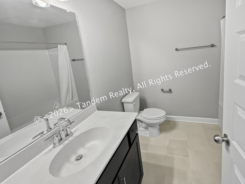 Building Photo - 125 Harvard Dr