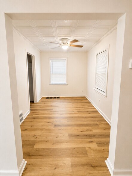 Building Photo - 6703 Walrond Ave