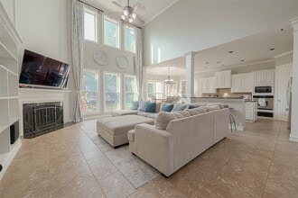 Building Photo - 8807 Stones Throw Ln