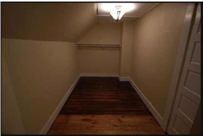 Building Photo - 249 Marlboro St
