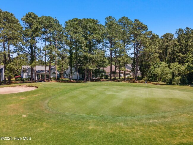 Building Photo - 943 Sandpiper Bay Dr SW