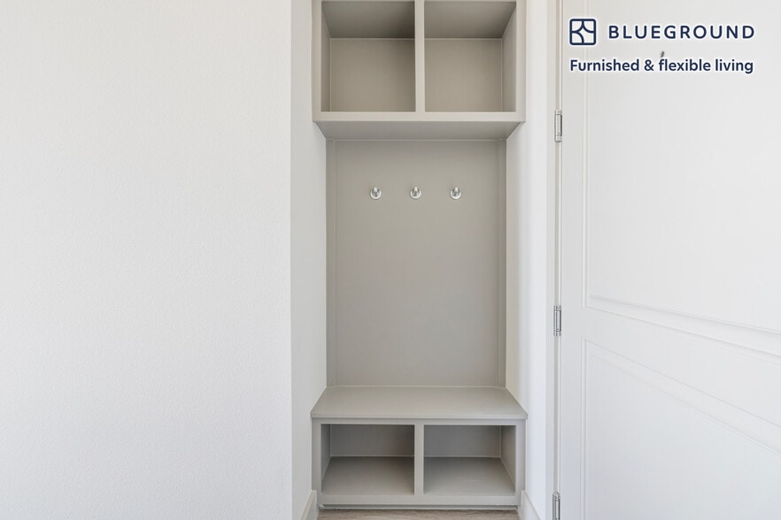 Building Photo - 11600 Spirit Dr