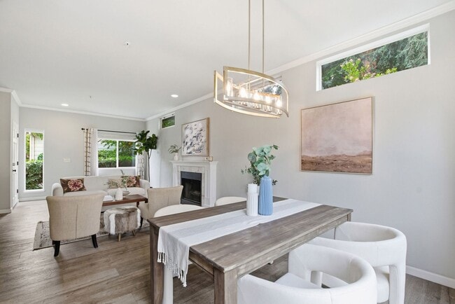 Building Photo - 62 Avalon Ct