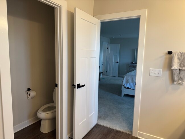Building Photo - 1309 S Wind Dr