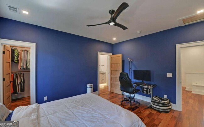 Building Photo - 675 Freedom Heights Dr