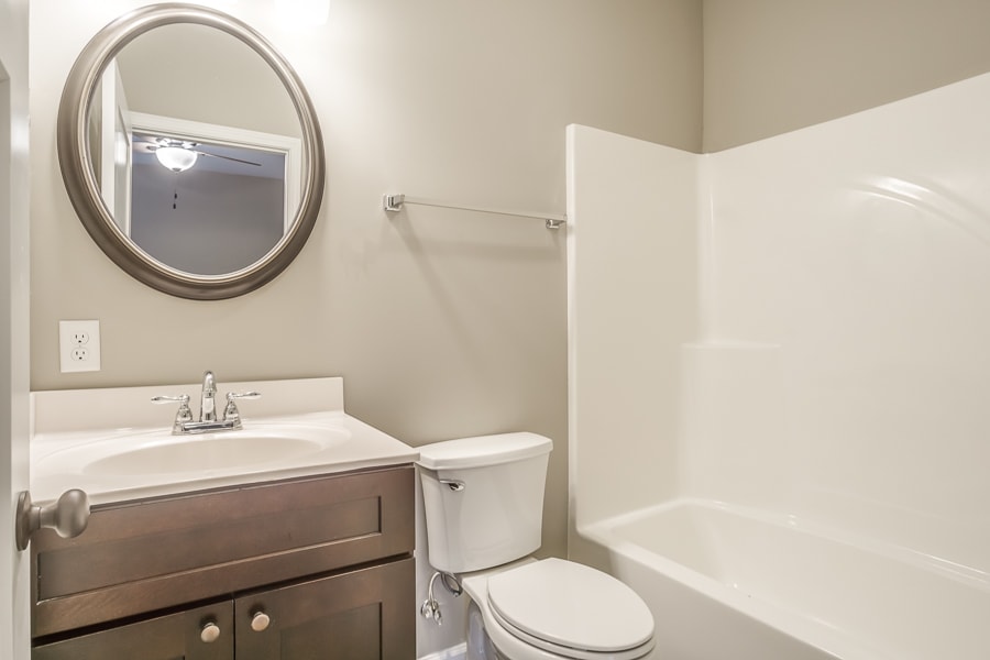 Building Photo - 345 W Broad St