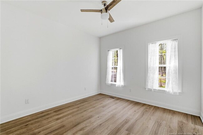 Building Photo - 50 Dino Ct