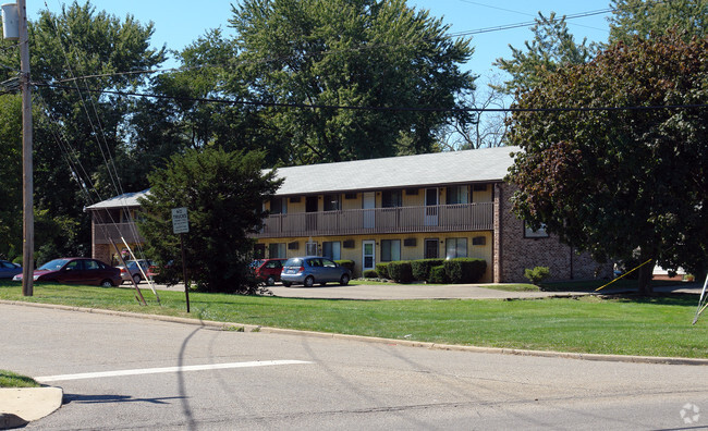 Building Photo - Tremont Apartments