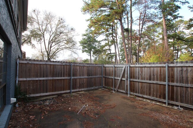Building Photo - Delmar Dr. 2514/2516