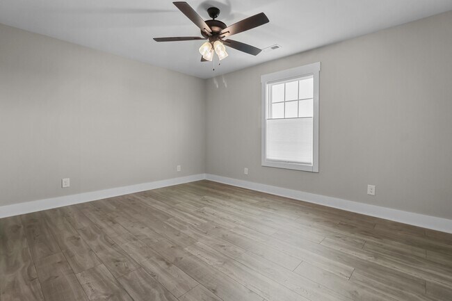 Building Photo - 1314 Highgrove Ln