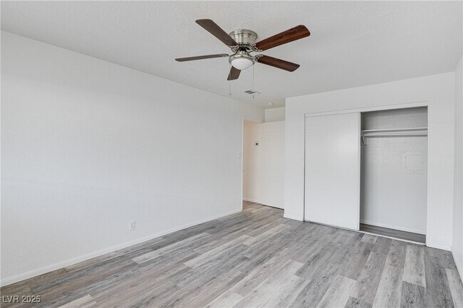 Building Photo - 304 Orland St