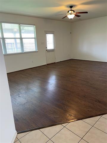 Building Photo - 1010 Utopia Ln
