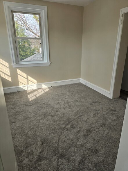 Building Photo - 1772 Ferndale Ave