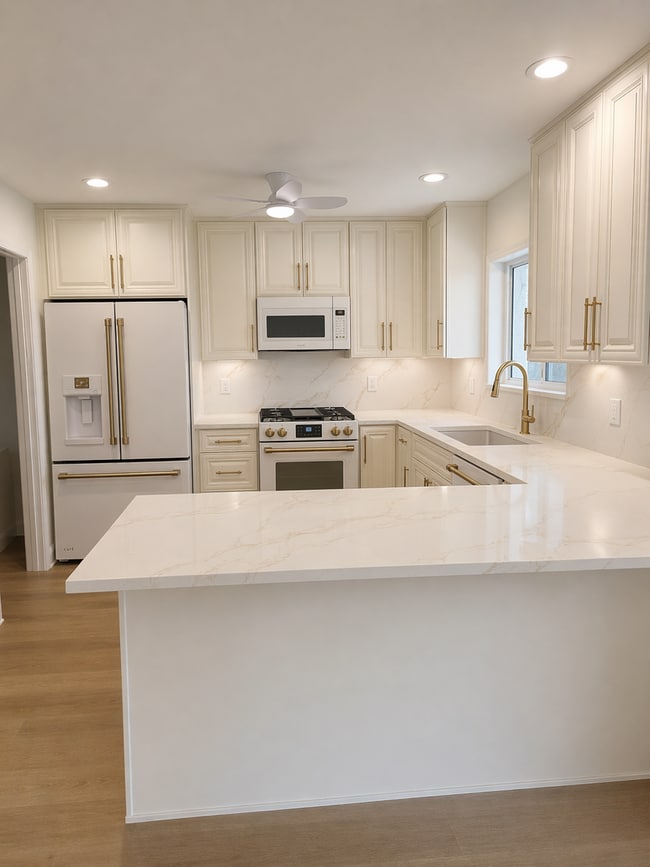 Building Photo - Waterfront Living Near Downtown St. Pete | Boat Access + Designer Finishes