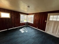 Building Photo - One Bedroom House in Roxana