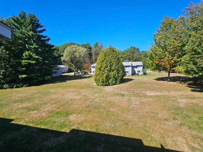 Building Photo - 616 Portland St