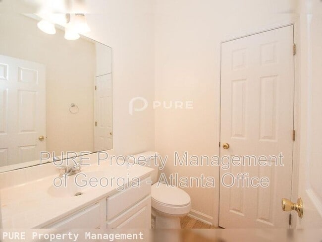 Building Photo - 4363 Walforde Blvd