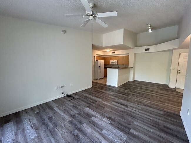 Building Photo - 2360 E Preserve Way