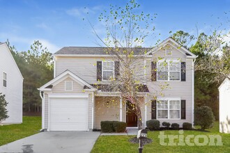 Building Photo - 223 Pebblestone Dr