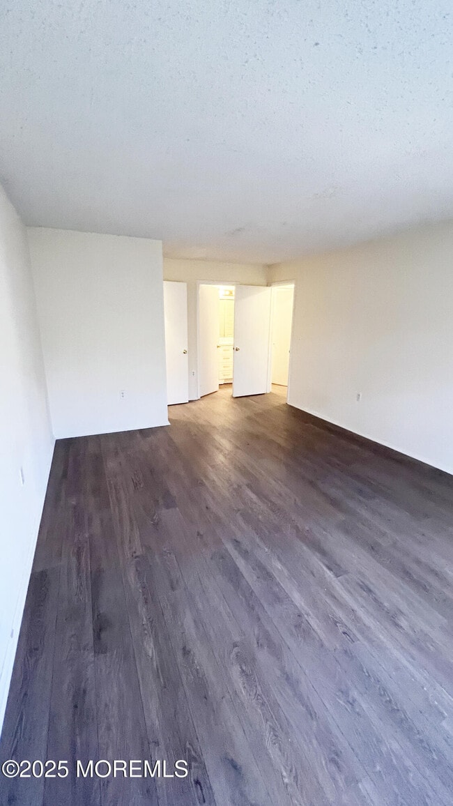 Building Photo - 1509 Dahlia Ct