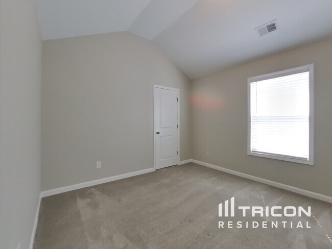Building Photo - 108 Garner Ln