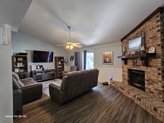 Building Photo - 7628 Shadow Bay Dr