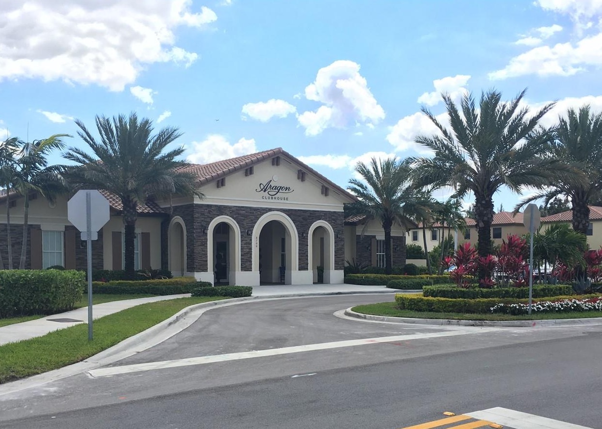 2023 photos as reference - 3370 W 90th St