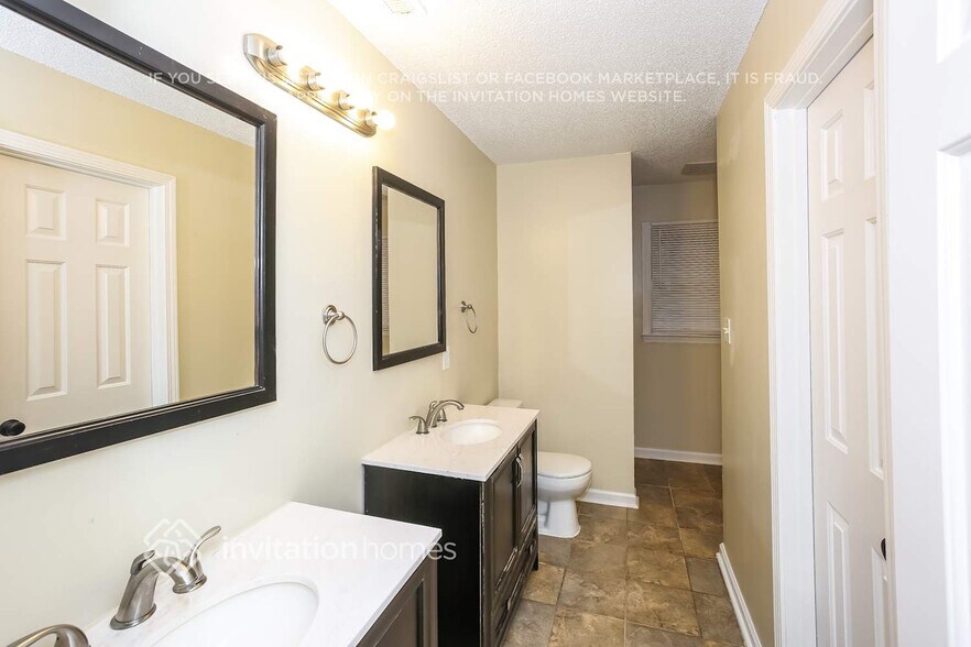 Building Photo - 3213 Piercy Woods Ct