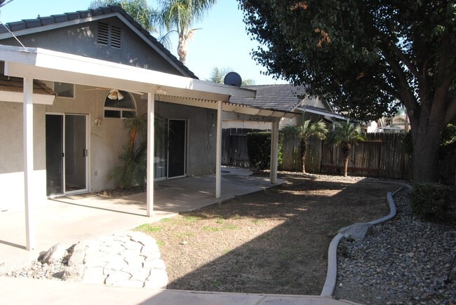 Building Photo - 3025 Starside Dr