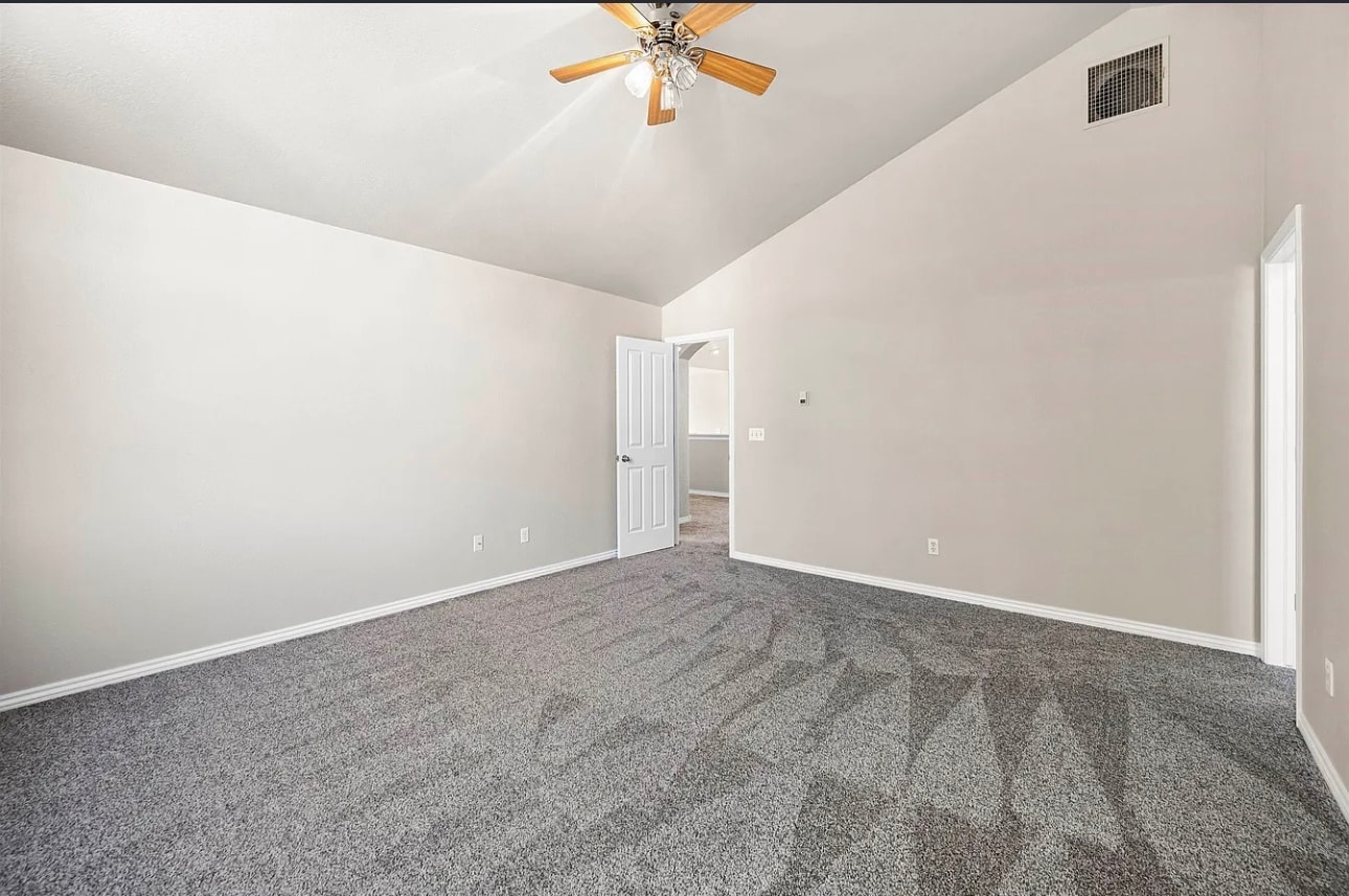 Building Photo - 712 Glen Ct