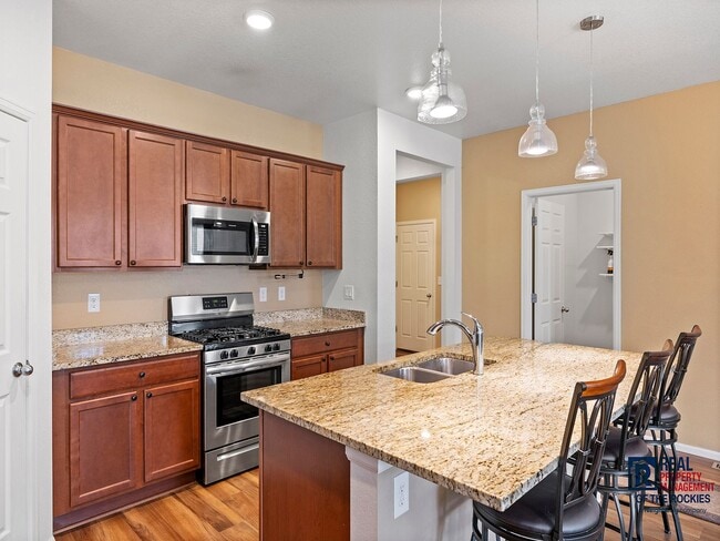Building Photo - Beautiful Newer Home in Windsor – 3 Bed, 2...