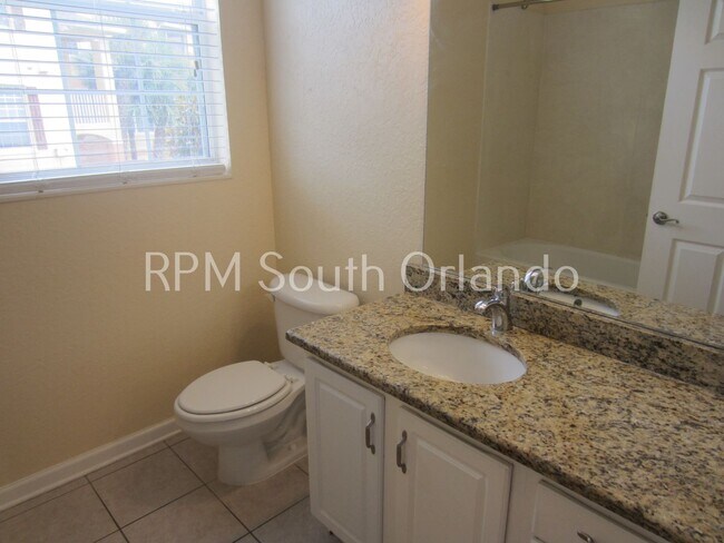 Building Photo - Horizons at Vista Lakes