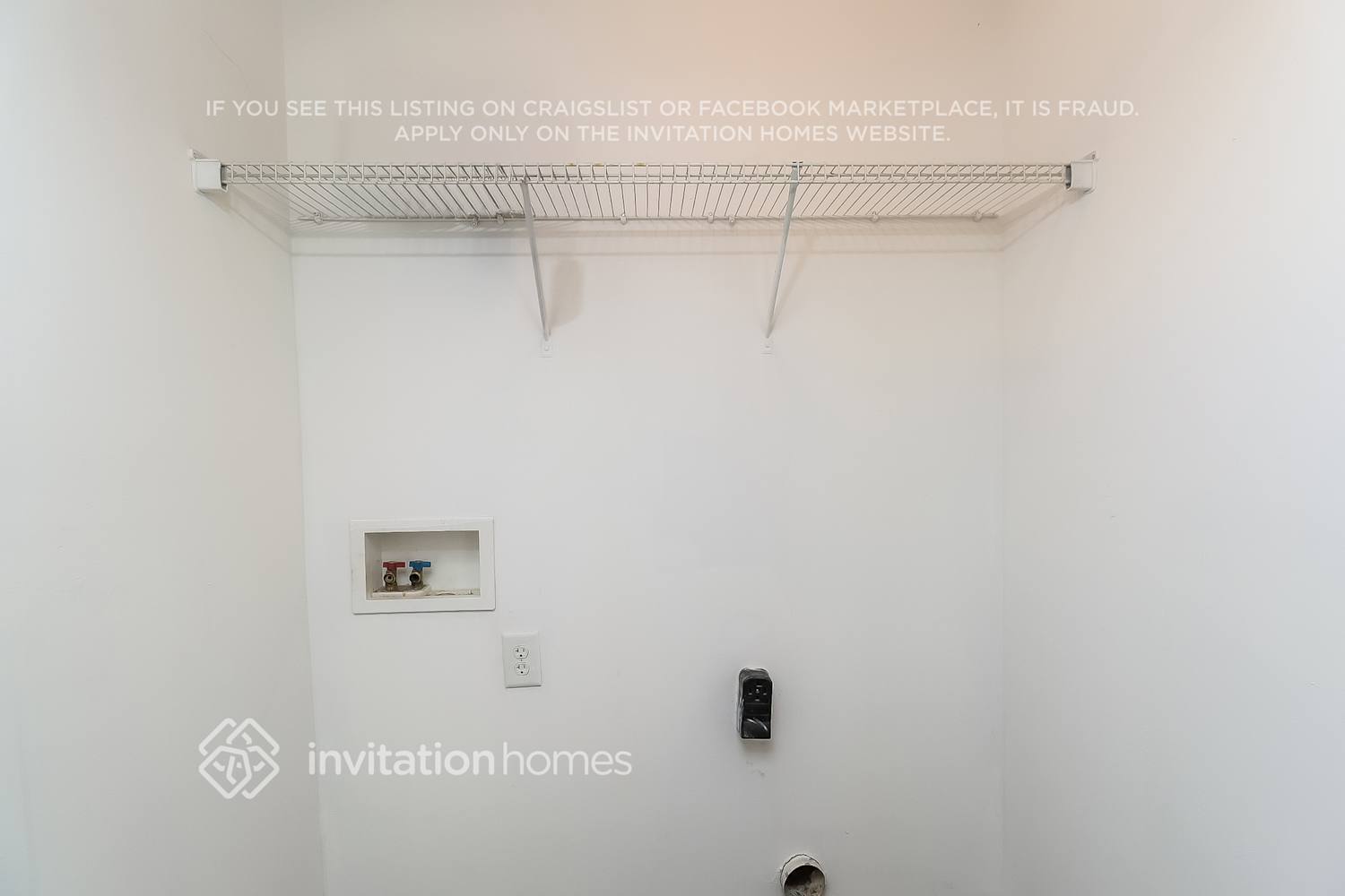 Building Photo - 1326 Laurel Woods Dr