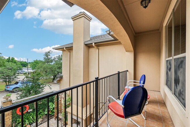 Building Photo - 111 Via Toscana