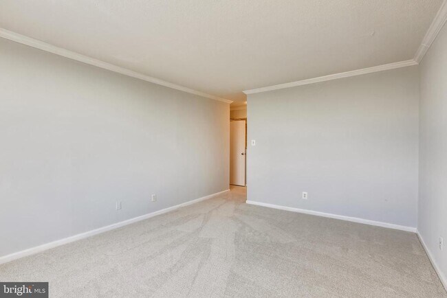 Building Photo - 11801 Rockville Pike