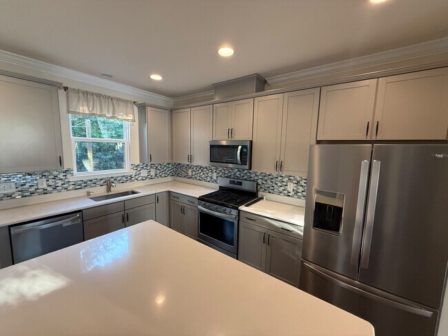 Building Photo - 2246 Red Knot Ln