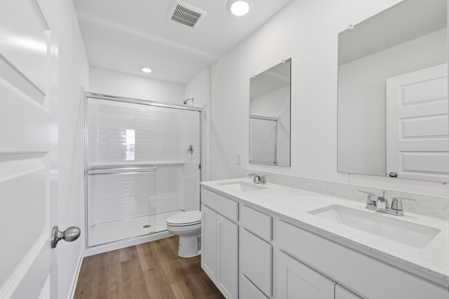 Building Photo - 2334 Noble Ln